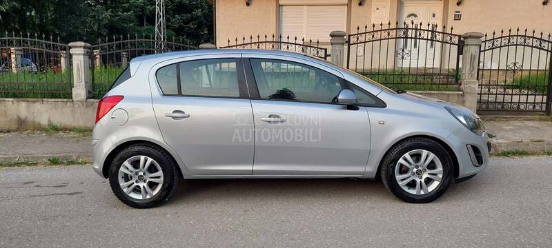 Opel Corsa D 1.3 cdti COSMO
