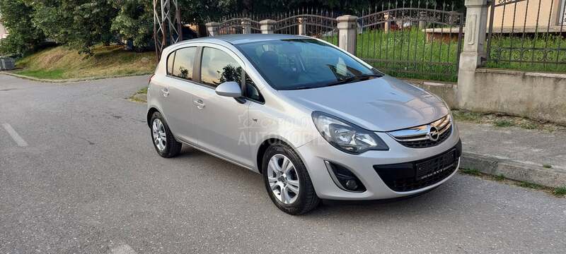 Opel Corsa D 1.3 cdti COSMO