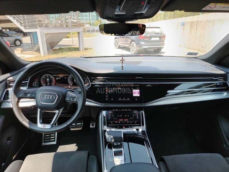 Audi Q8 3xS-line