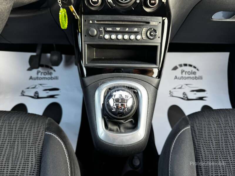 Citroen C3 Picasso 1.6 E X L U S I V E