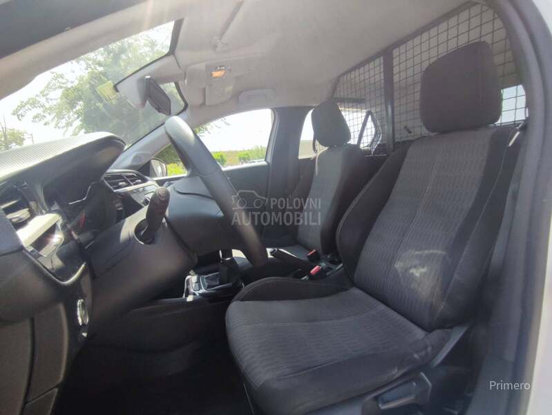 Opel Corsa F 1.2 N1 TNG  5MT