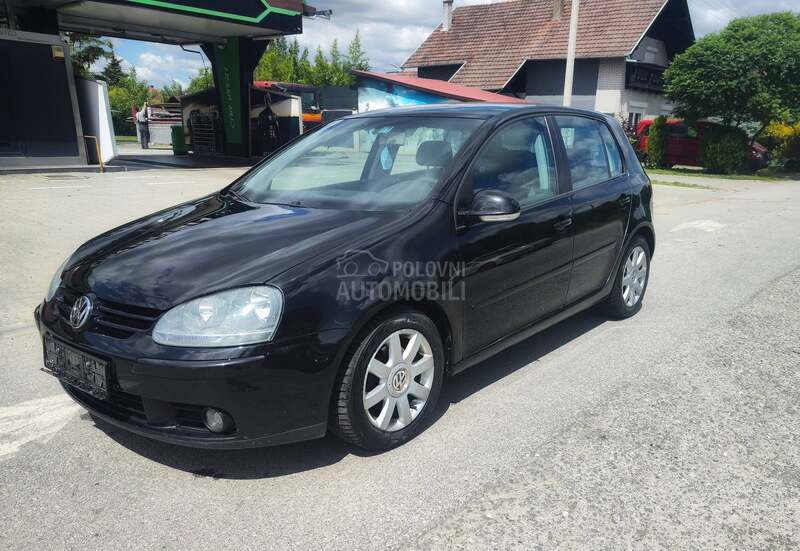 Volkswagen Golf 5 2.0 FSI