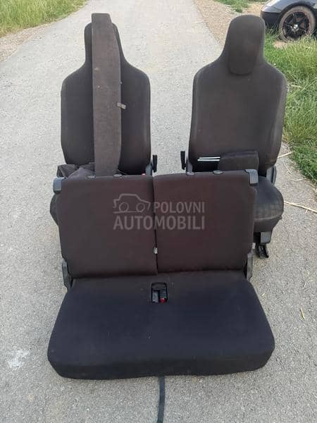 Toyota iQ 1.0MTM 2010. god. -  kompletan auto u delovima