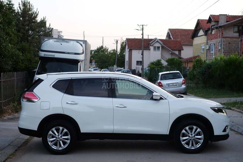 Nissan X-Trail 1.6DCi TEKNA 360 Aut