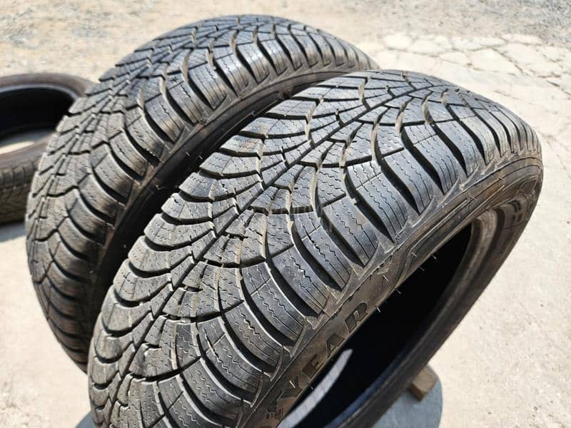 Goodyear 185/60 R15 Zimska