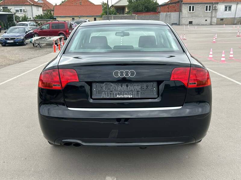 Audi A4 2.0/SLINE/T.O.P