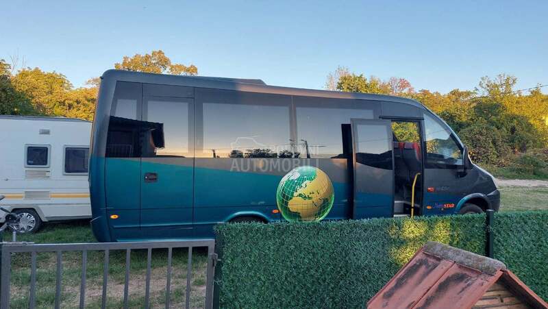 Iveco wing