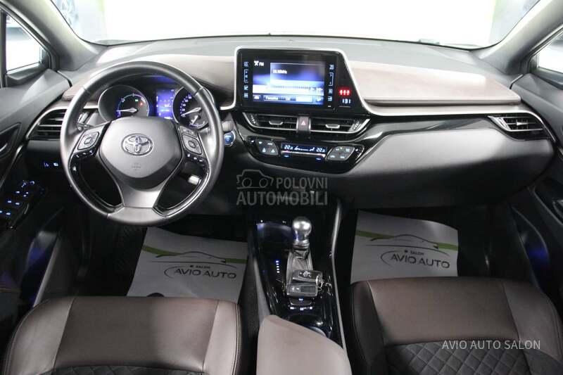 Toyota C-HR LOUNGE mod18