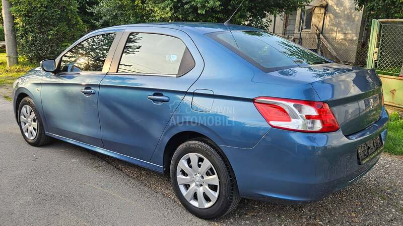 Peugeot 301 1.6 b  8.0.5.0.0 k.m