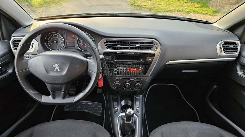 Peugeot 301 1.6 b  8.0.5.0.0 k.m