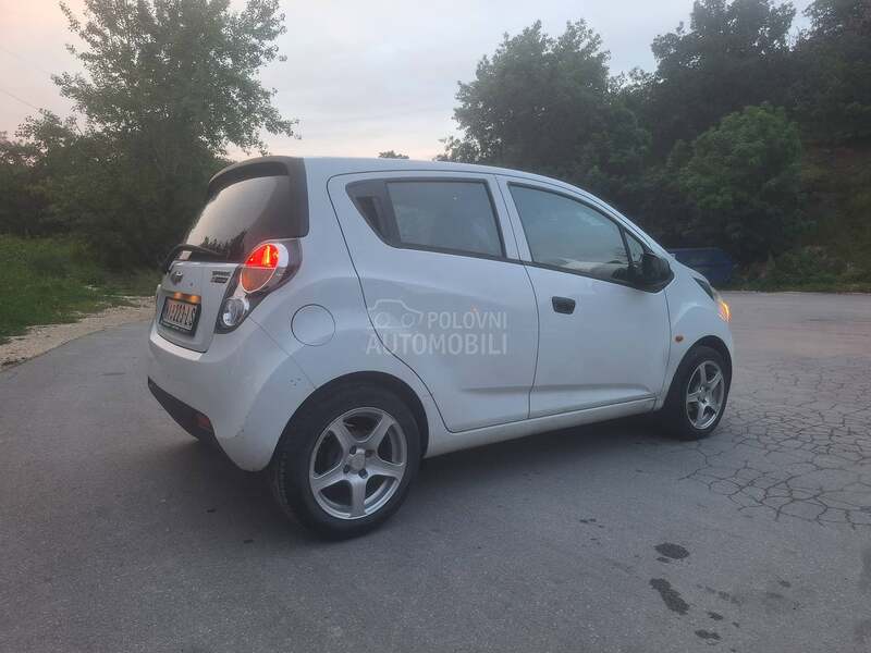 Chevrolet Spark 