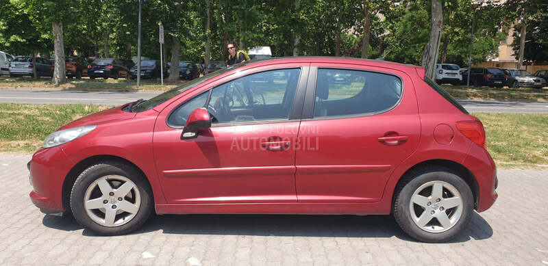 Peugeot 207 