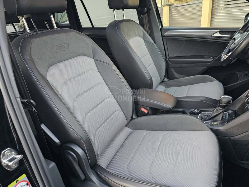 Volkswagen Tiguan //R-LINE//Black