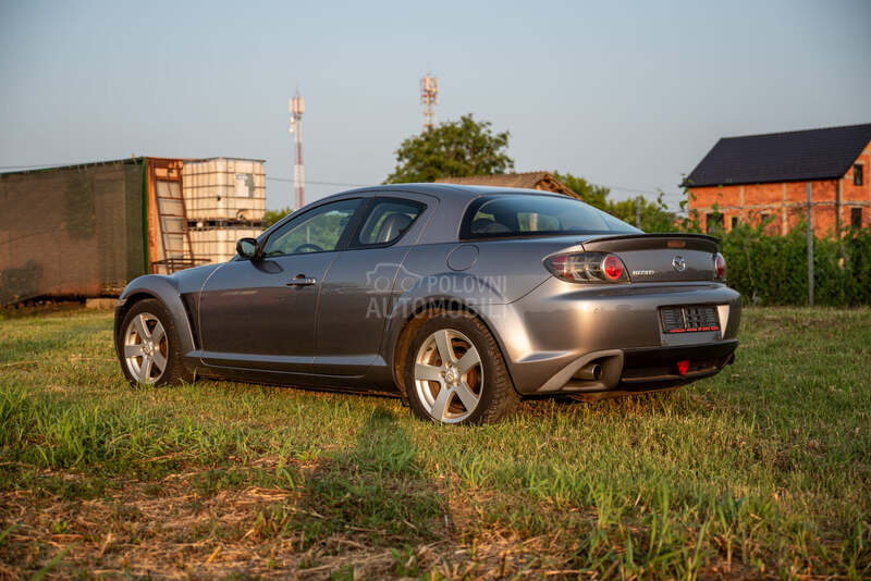 Mazda RX-8 