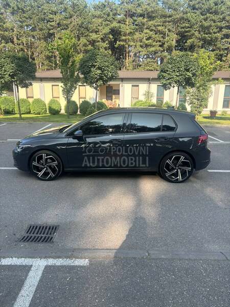 Volkswagen Golf 8 1.5 TGI/DSG/CNG