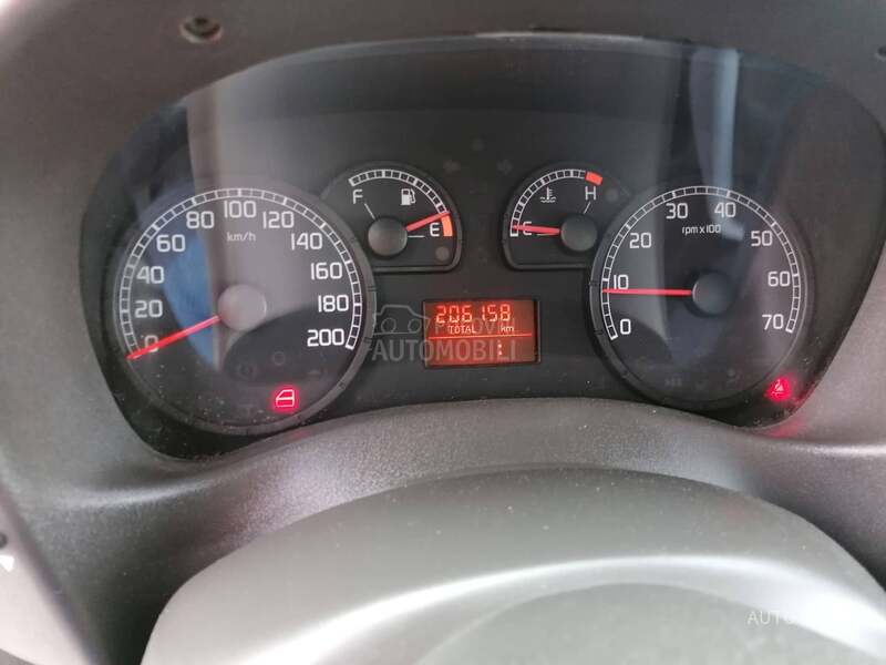 Fiat Doblo 1.3 mjet rezervisan
