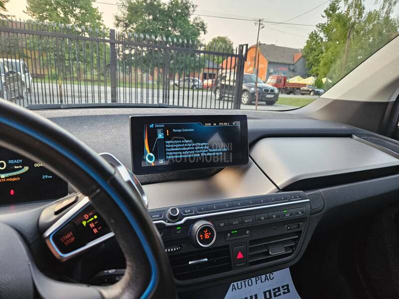 BMW i3 Rex  pomocni motor