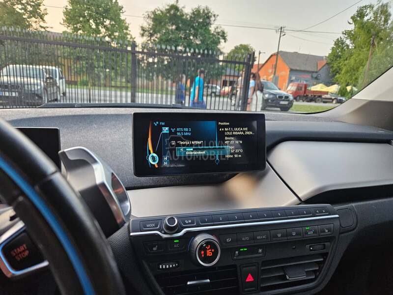 BMW i3 Rex  pomocni motor