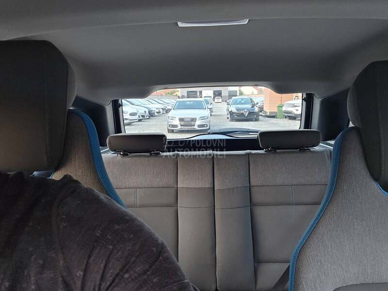 BMW i3 Rex  pomocni motor