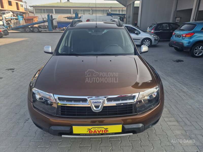 Dacia Duster 1.6B REZERVISANA