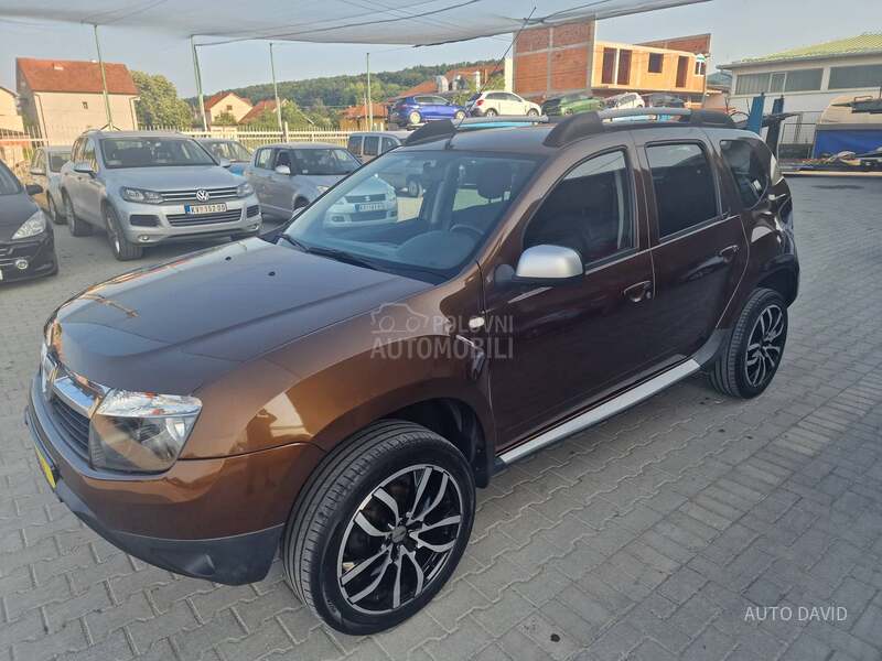 Dacia Duster 1.6B REZERVISANA