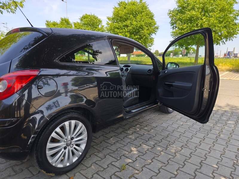 Opel Corsa D 