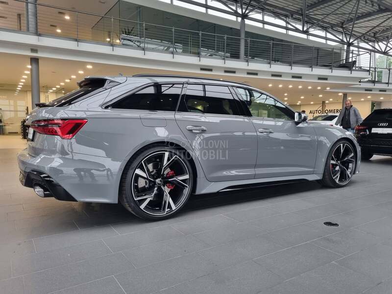 Audi RS6 