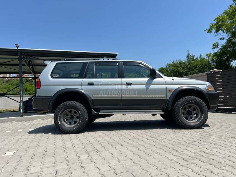 Mitsubishi Pajero Sport 