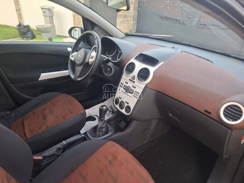Opel Corsa D Original KM