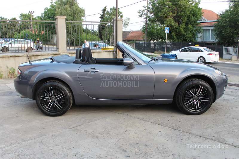 Mazda MX-5 MIATA NC