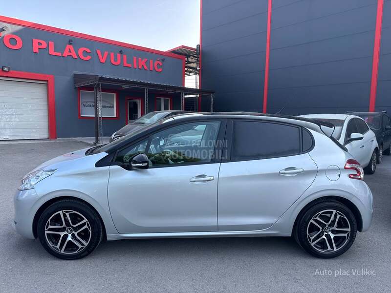 Peugeot 208 RATA 130e BEZ UCESCA