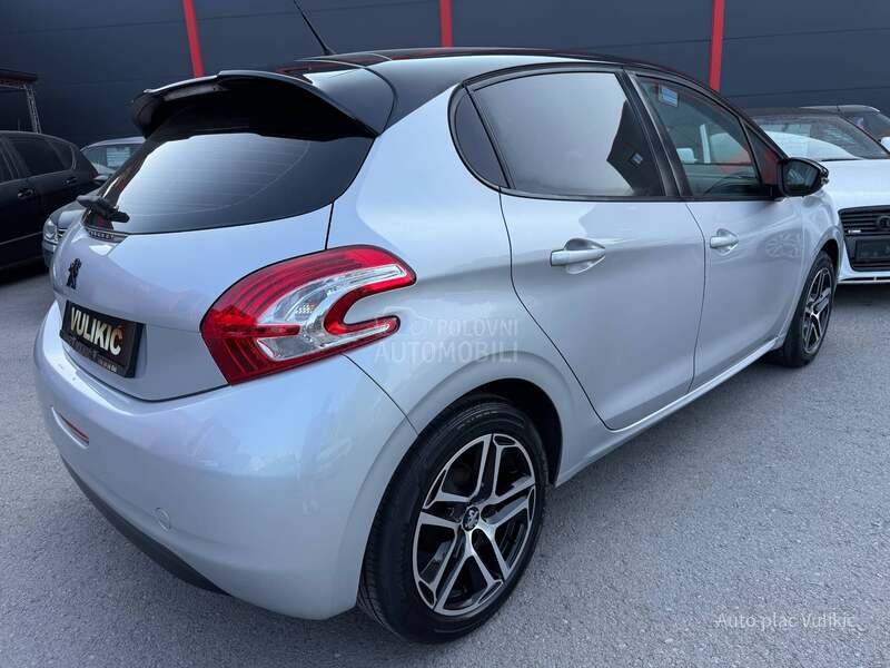 Peugeot 208 RATA 130e BEZ UCESCA