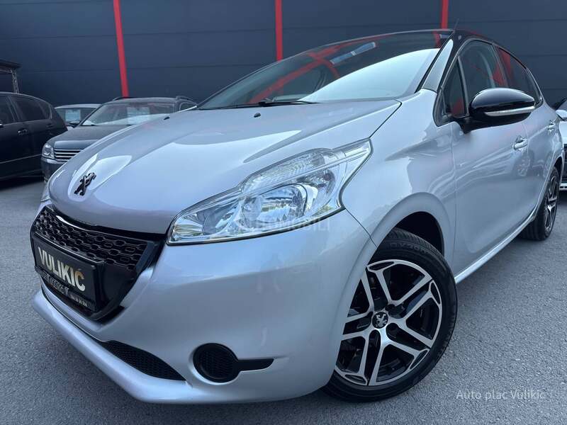 Peugeot 208 RATA 130e BEZ UCESCA