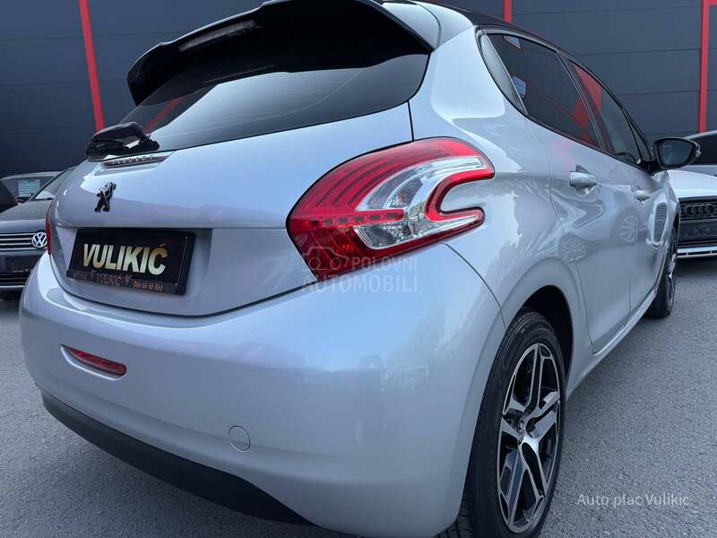 Peugeot 208 RATA 130e BEZ UCESCA