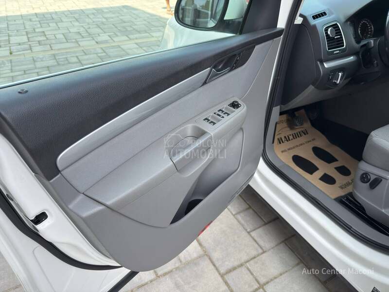 Volkswagen Sharan 2.0 tdi 4x4