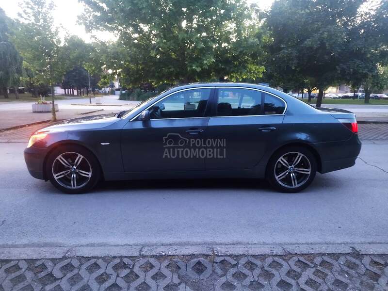 BMW 525 