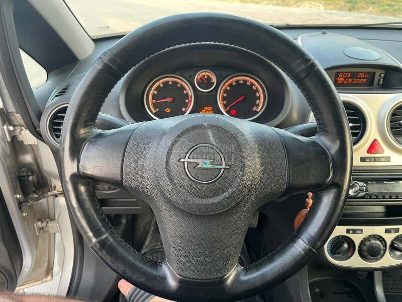 Opel Corsa D 1.2i//TOOPP