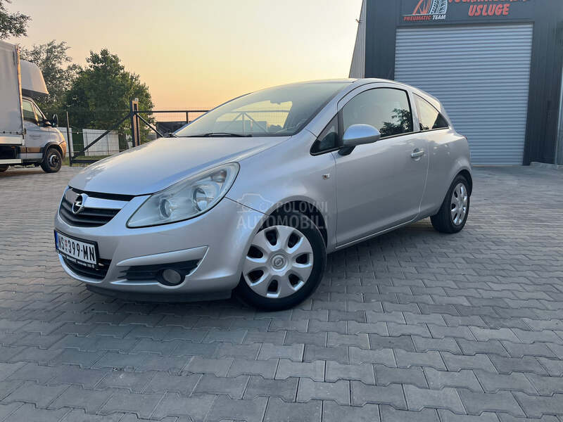 Opel Corsa D 1.2i//TOOPP