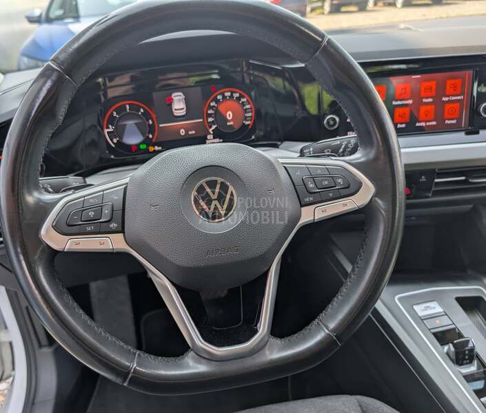 Volkswagen Golf 8 2.0 TDI