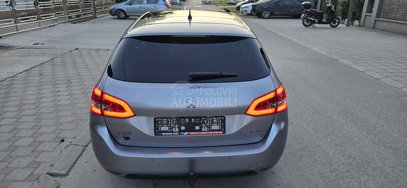Peugeot 308 1.6   P A N O R A M