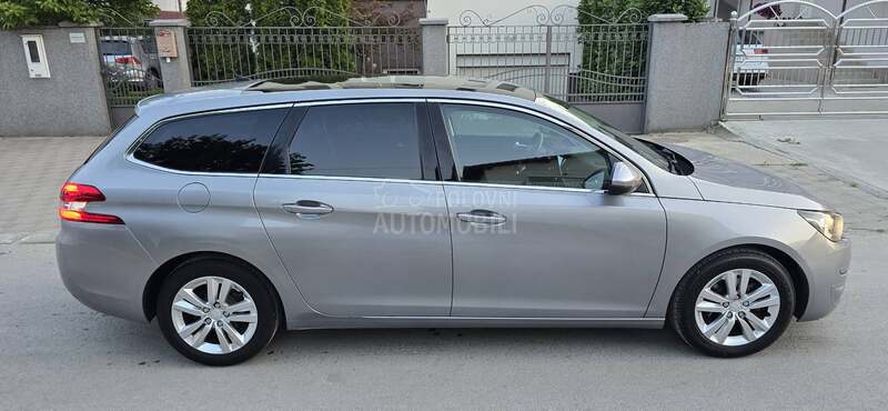 Peugeot 308 1.6   P A N O R A M