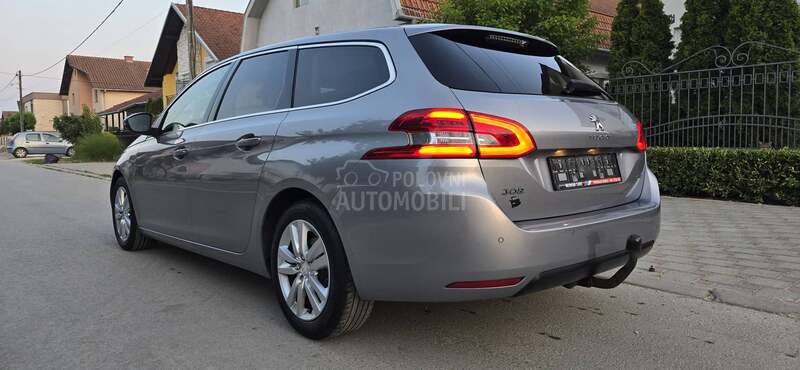 Peugeot 308 1.6   P A N O R A M