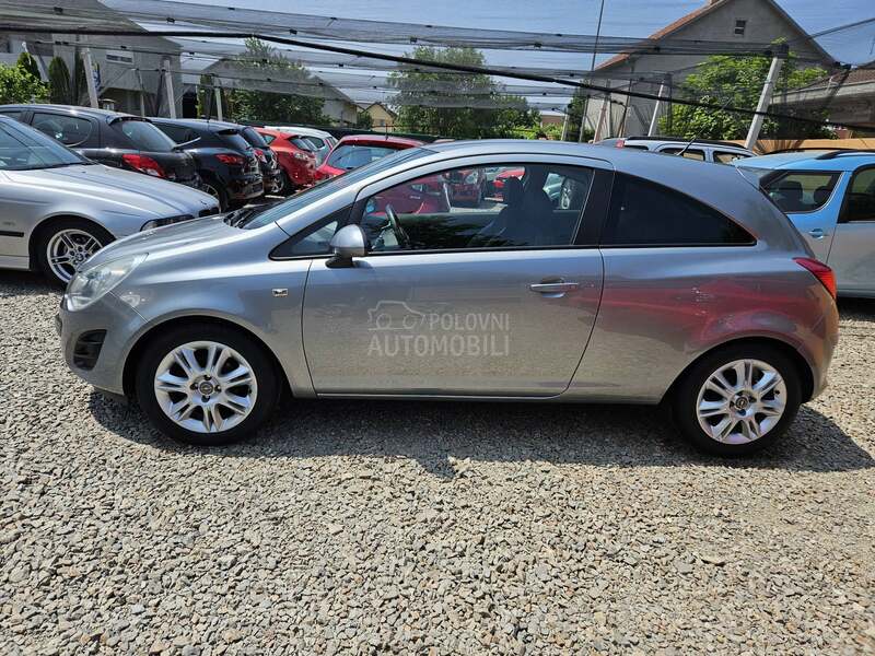 Opel Corsa D 1.3CDTI COSMO 6BRZ