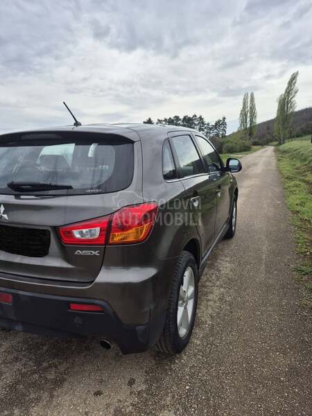Mitsubishi ASX 1.8 DI-D 4WD