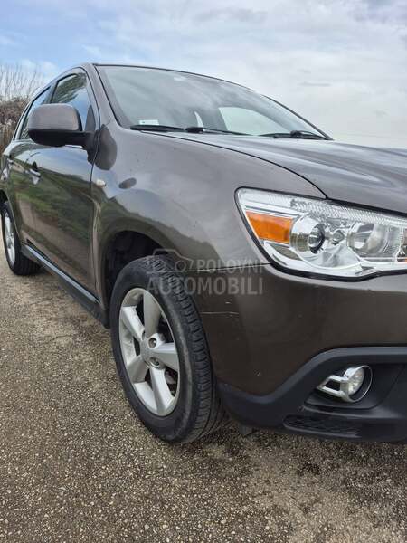 Mitsubishi ASX 1.8 DI-D 4WD