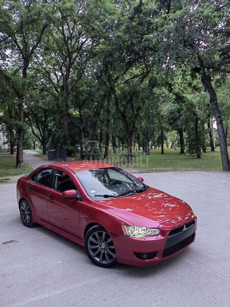 Mitsubishi Lancer 
