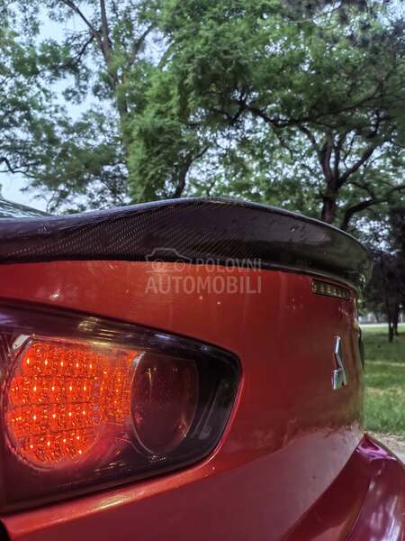 Mitsubishi Lancer 