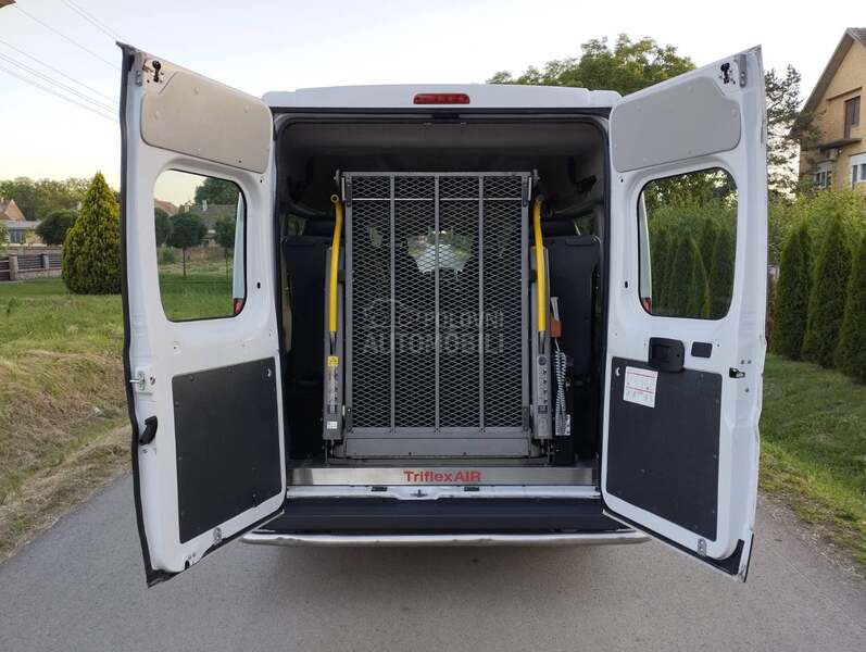 Fiat Ducato 9 sedišta