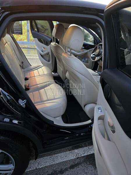 Mercedes Benz GLC 220 4 matic model 2021
