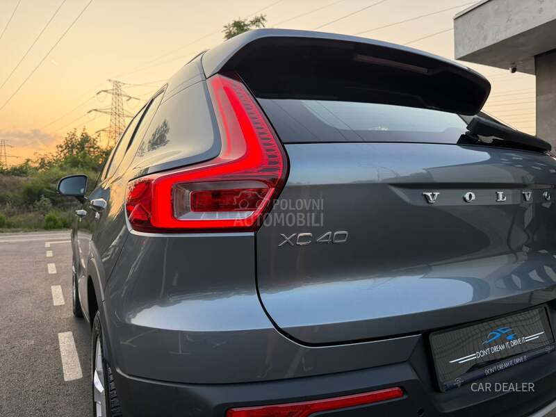 Volvo XC40 A/T Momentum